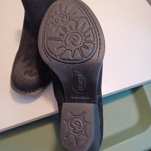 Born Womens suede booties Size 7.5M - Picture 5 of 12